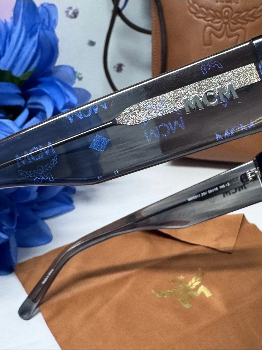 🔥 MCM UNISEX LOGO SUNGLASSES